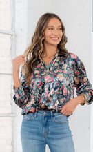 Load image into Gallery viewer, Holiday Floral Top